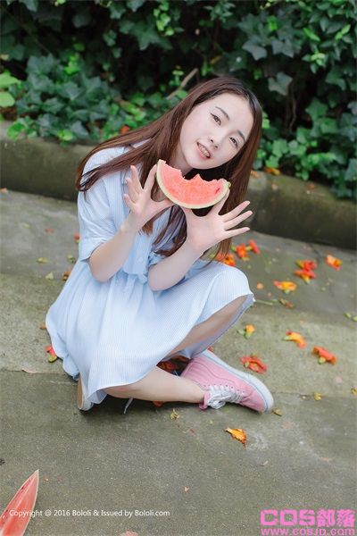[Kimoe激萌文化]2016.09.01 KIM004 夏日の西瓜-沈欣雨[40P/537MB](图4)