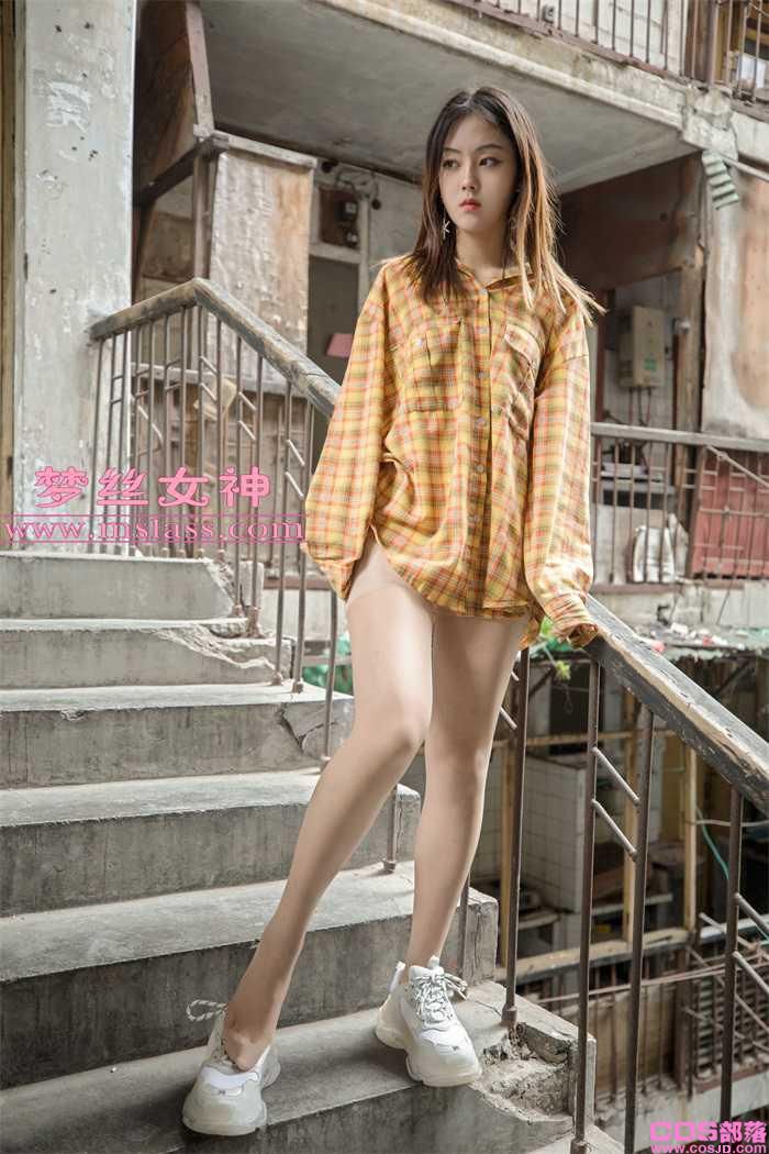 [MSLASS梦丝女神] 2019-04-23 梦素 复古楼的姓感美 [83P/1V/1.41G](图3)