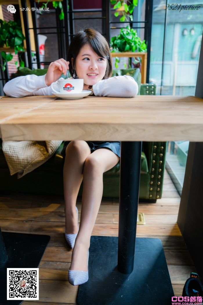 袜涩写真 VOL.014 新模瑞拉咖啡店 [66P/1.19G](图2)