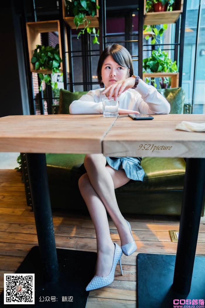 袜涩写真 VOL.014 新模瑞拉咖啡店 [66P/1.19G](图3)