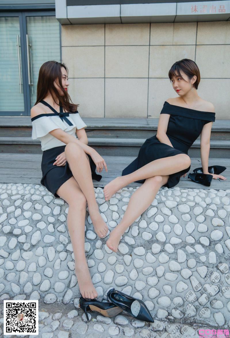 袜涩写真 VOL.043 暖暖与Matilda国庆双丝大秀 [51P/902MB](图4)