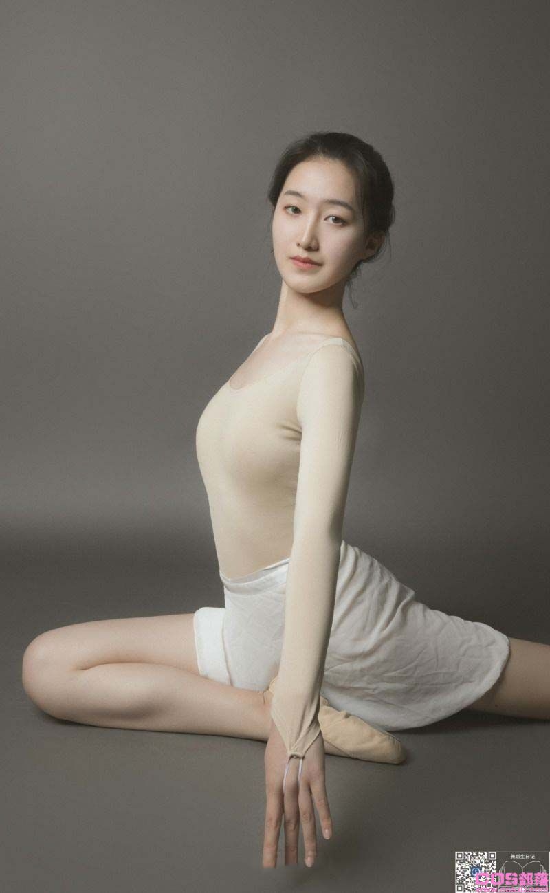 舞蹈生日记 2020.10.03 欣美 [35P/306MB](图3)