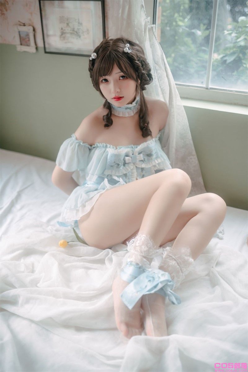 动漫博主@花铃 豌豆公主仆 [81P/590MB](图2)