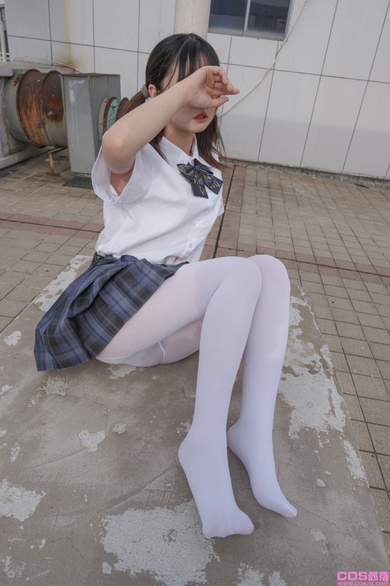 森萝财团写真 – 月下-02 [102P/1V/1.18GB](图1)